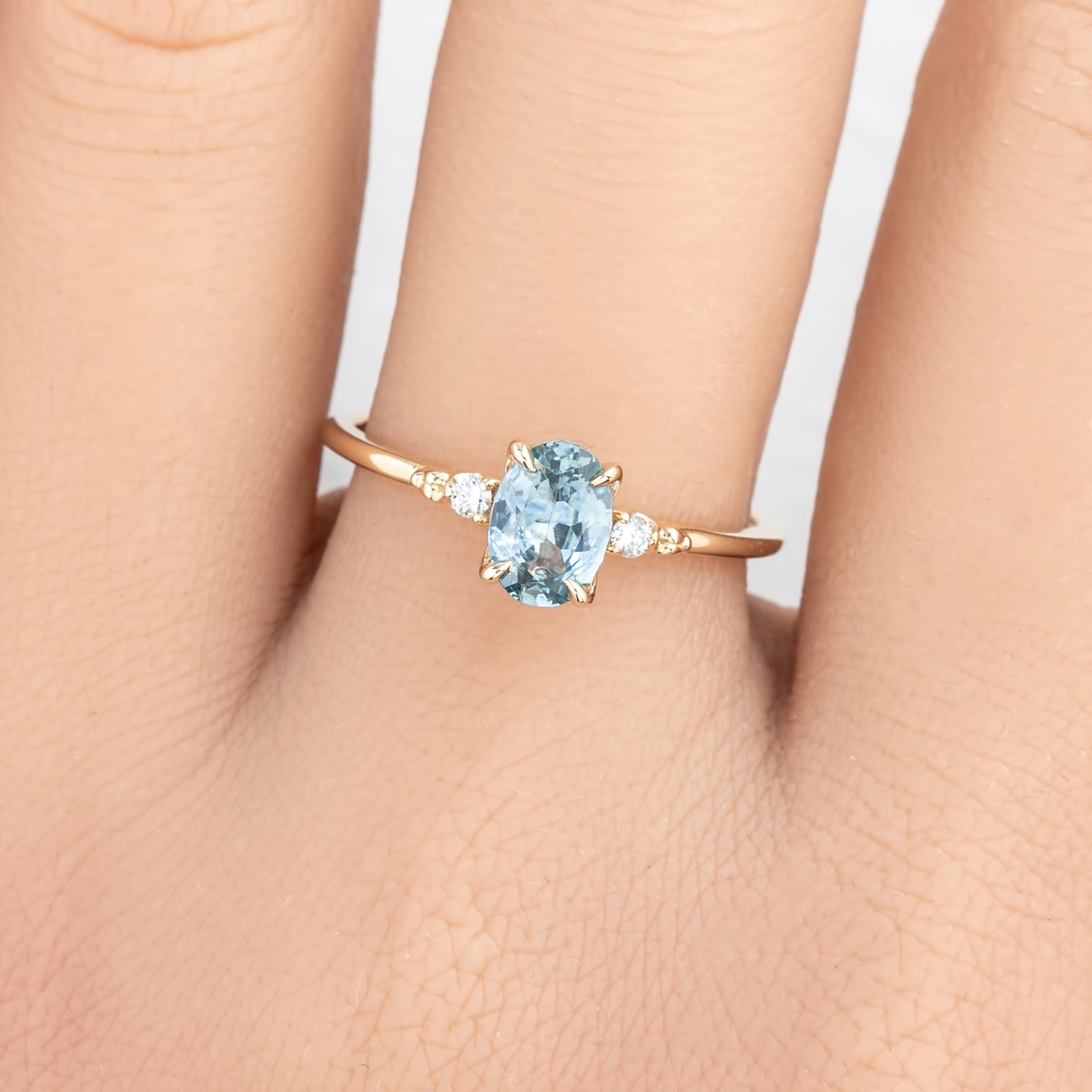 Estel Fleur Ring, 1.29ct Montana Sapphire, oval shape gemstone