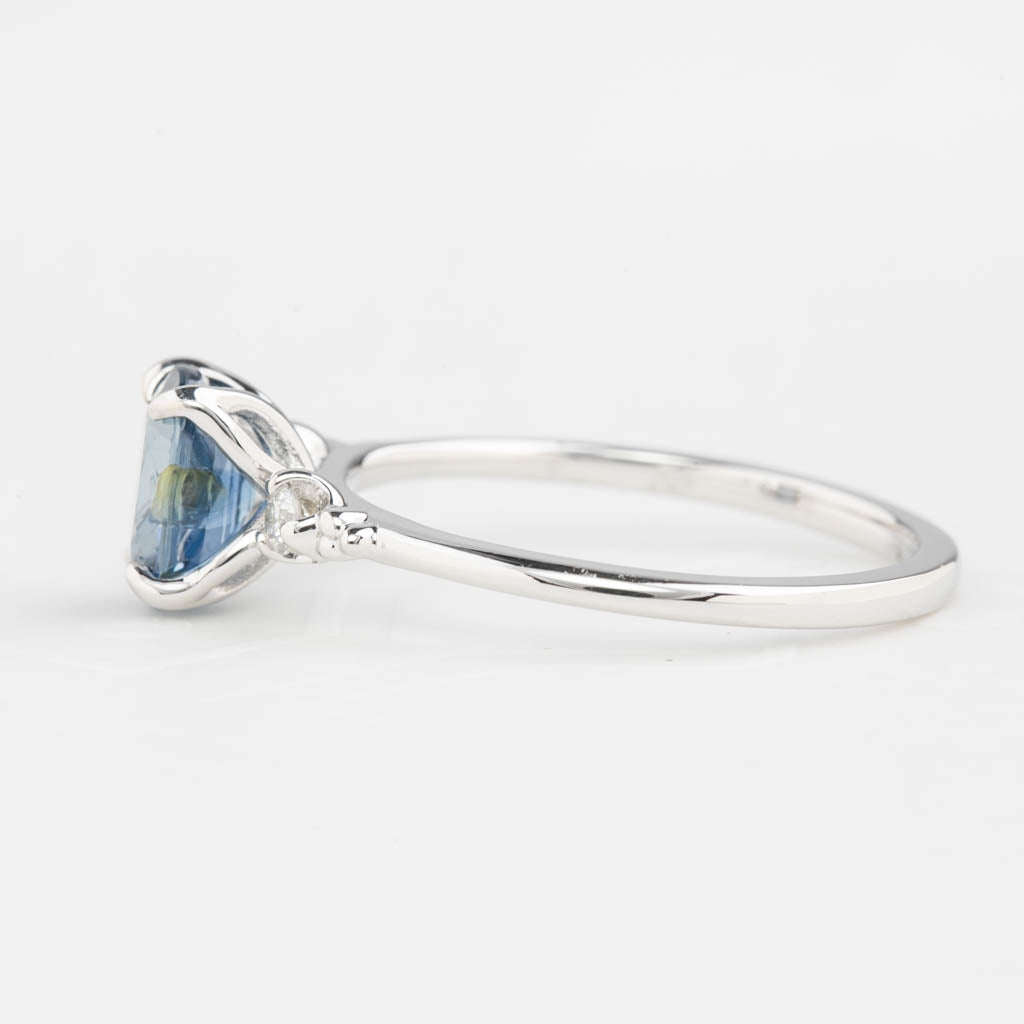 【一点物】エステルリング ・1.87ct・非加熱アフリカ産ブルーサファイア・K14WG