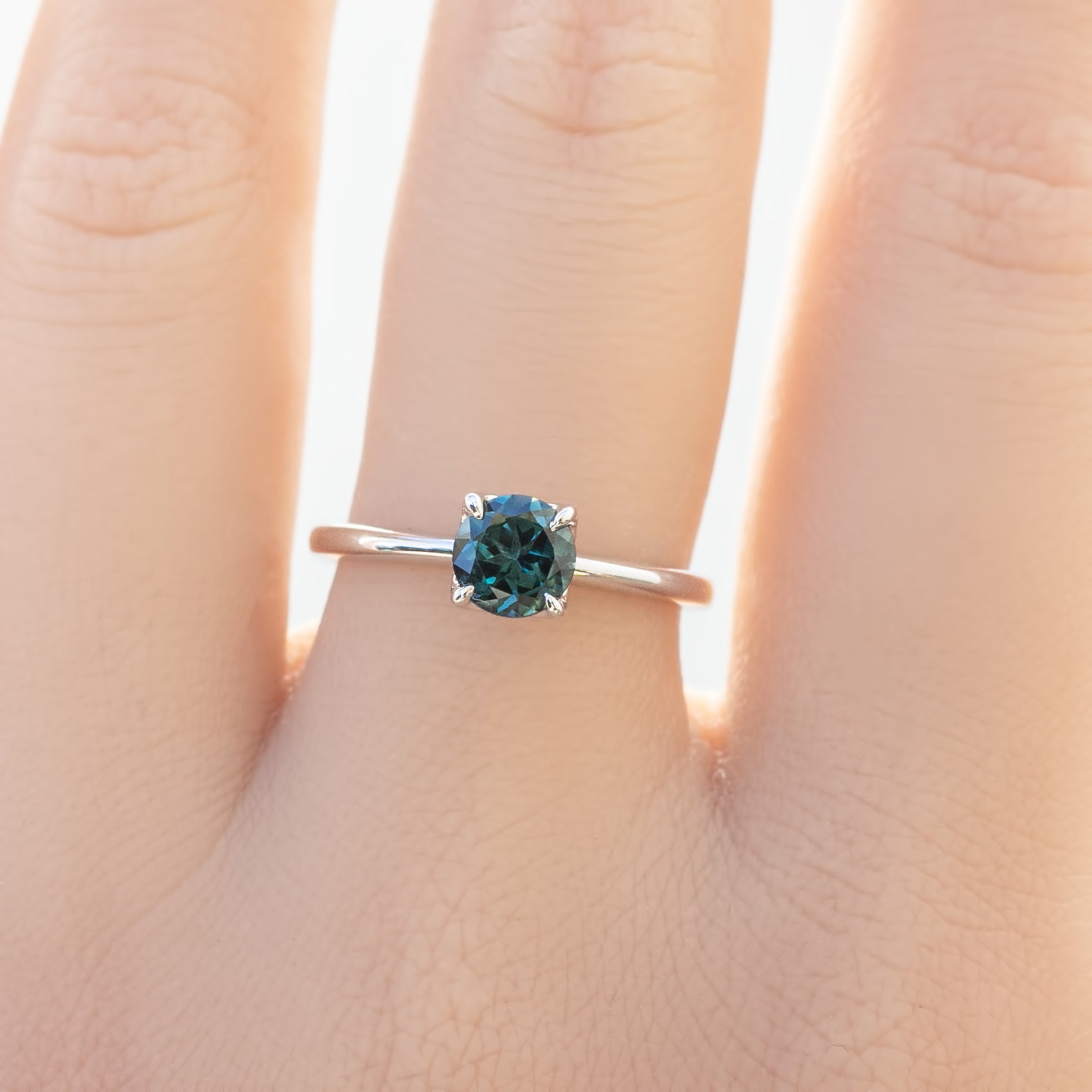 【即日配送】サラリング ・0.82ct・クイーンズランド産ブルーグリーンサファイア・K14WG