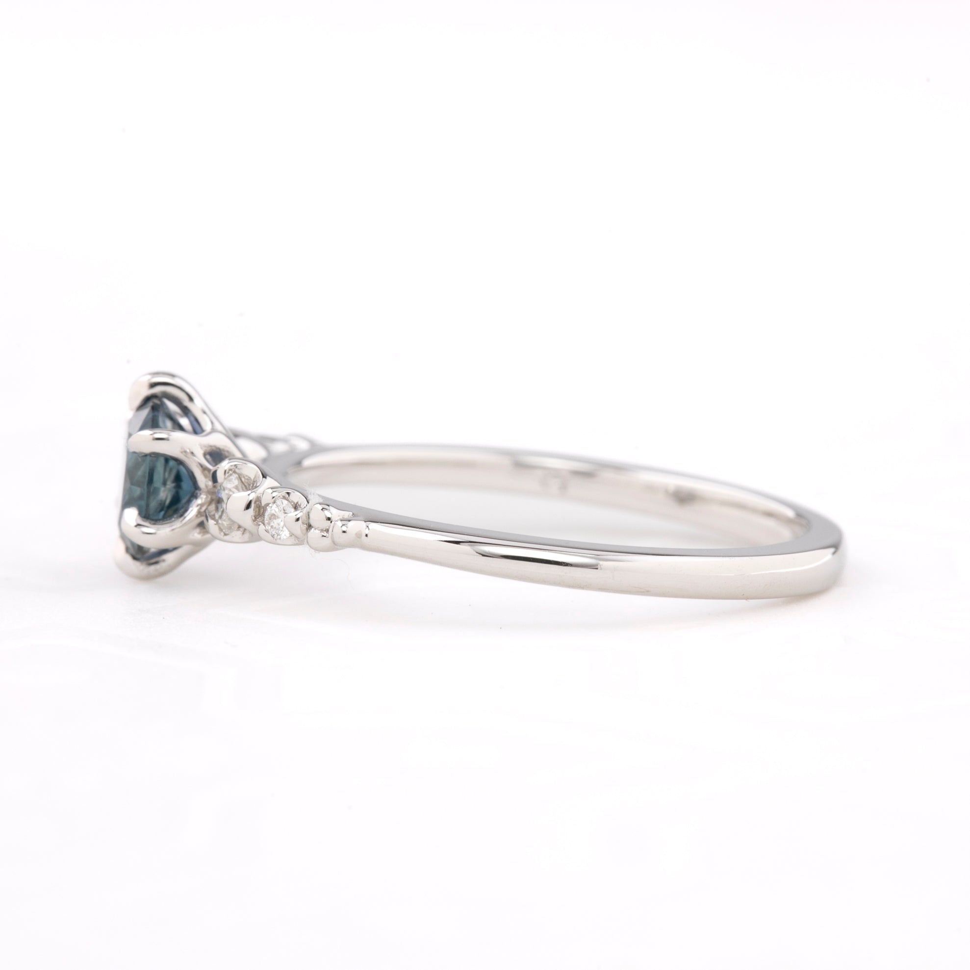 Estel Fleur Ring, 0.72ct Montana Sapphire