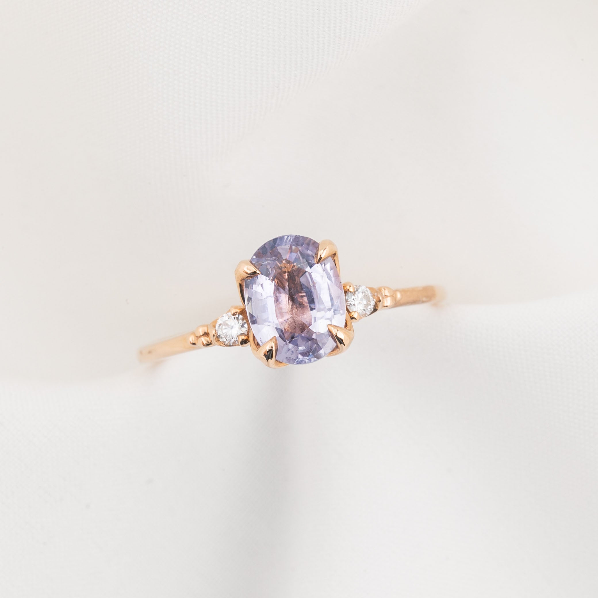 【一点物】エステルリング ・1.38ct・非加熱ラベンダーブルーサファイア・K14RG