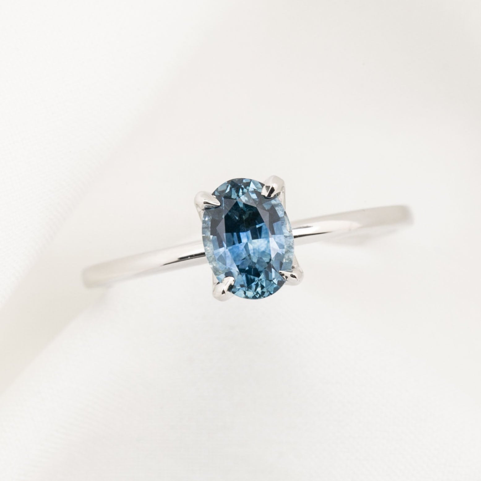 Sara Ring, 1.06ct Montana Sapphire, oval shape gemstone
