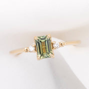 【一点物】エステルリング ・1.05ct・加熱モンタナ産グリーンエメラルドサファイア・K14YG