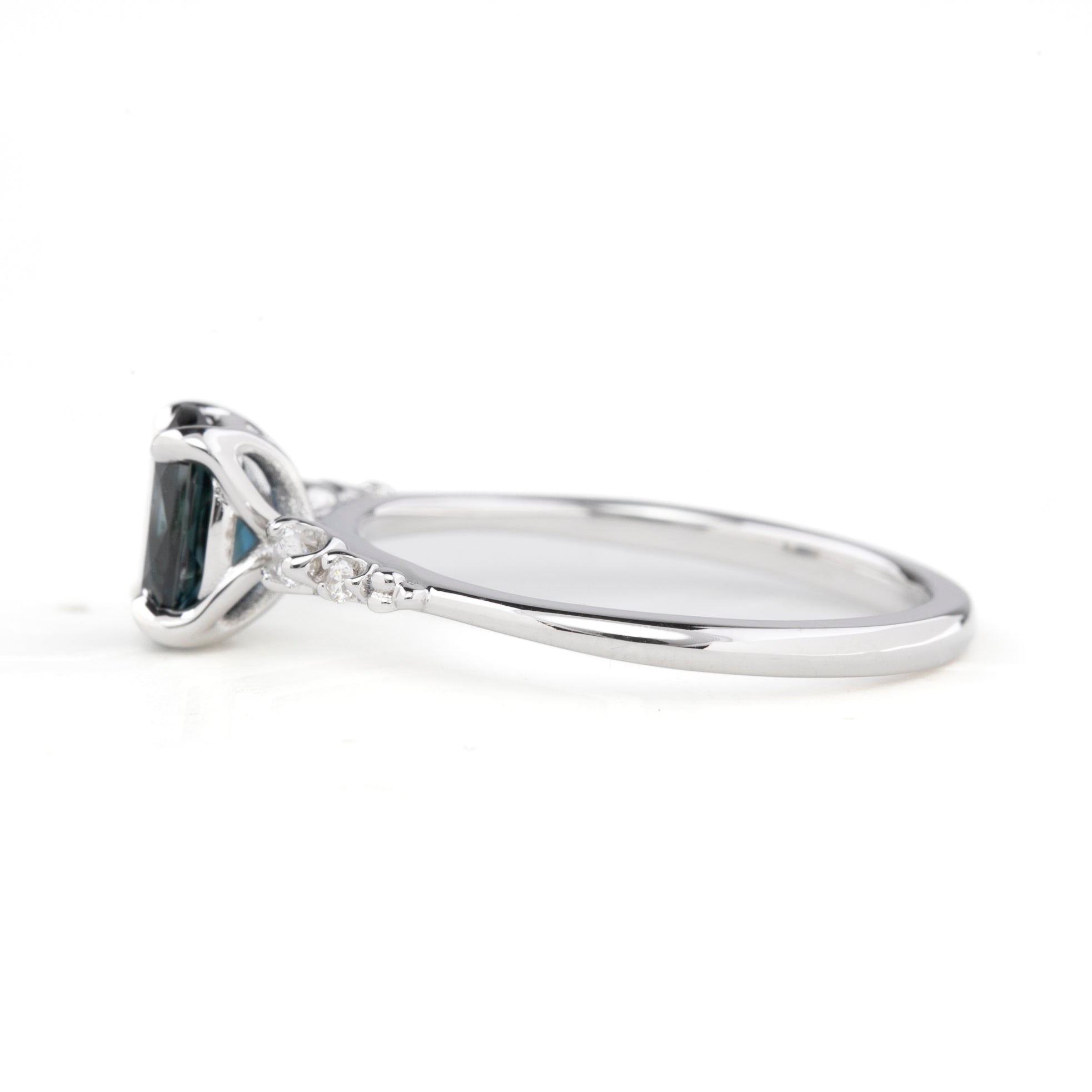 Estel Fleur Ring, 1.15ct Queensland Sapphire, oval shape gemstone