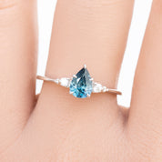 Estel Ring, 0.80ct Montana Sapphire