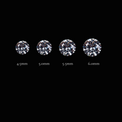 Four round brilliant cut diamonds of different sizes placed next to each other on a black background, labeled 4.5mm, 5.