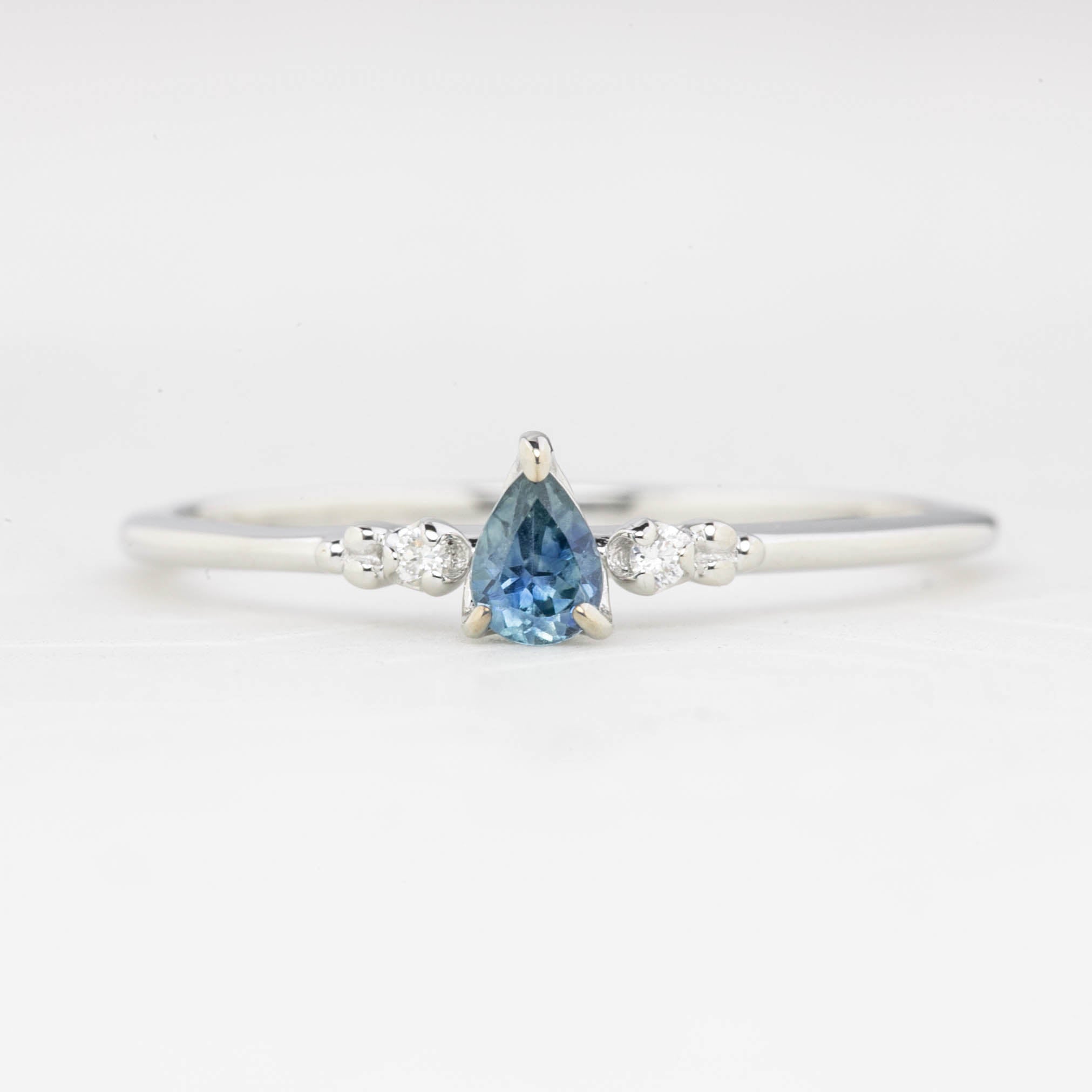 Estel Ring, 0.15ct Montana Sapphire