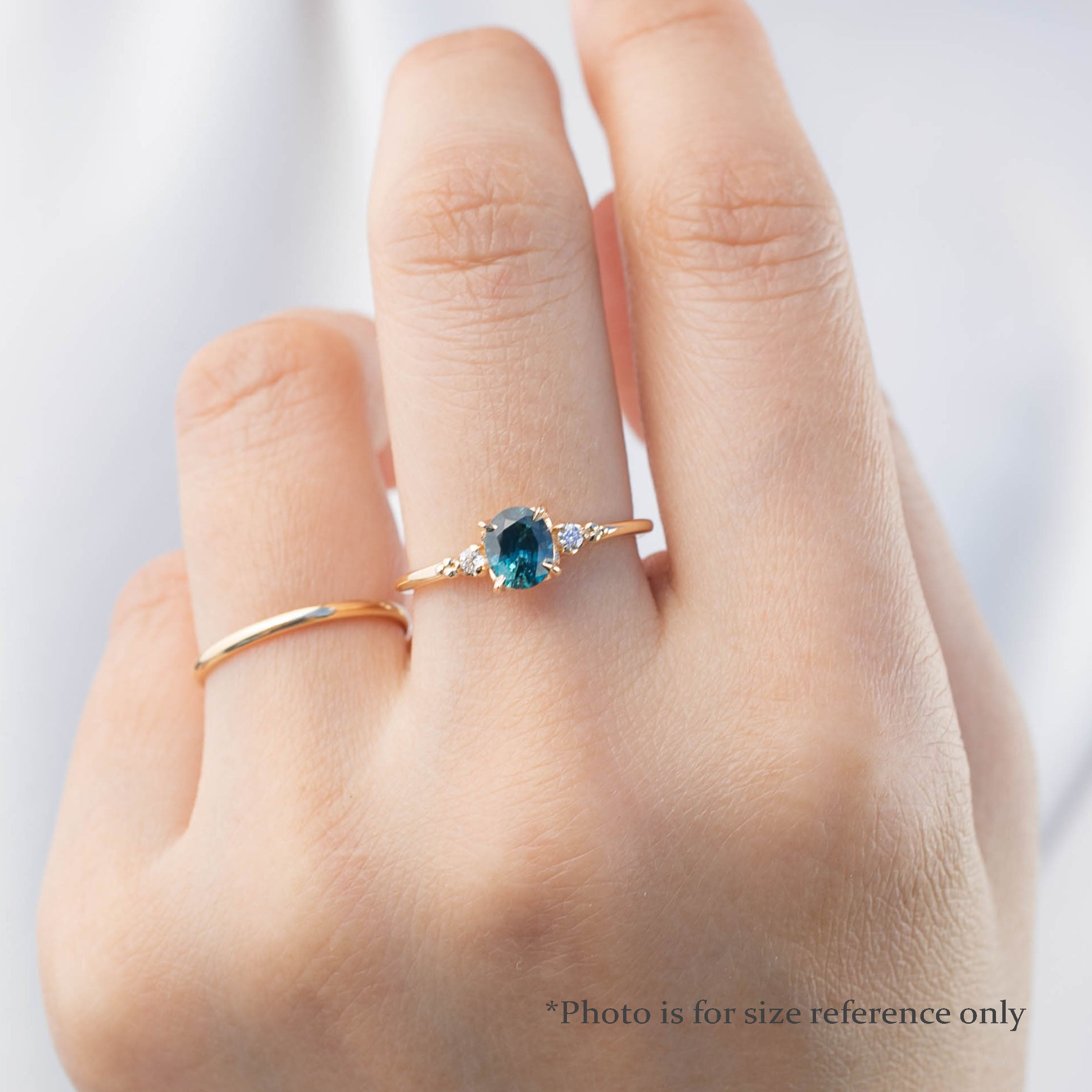 Estel Ring, 0.80ct Montana Sapphire, oval shape gemstone