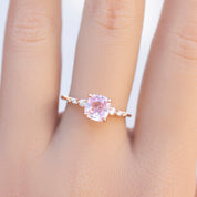 Estel Fleur Ring, 1.29ct Sapphire