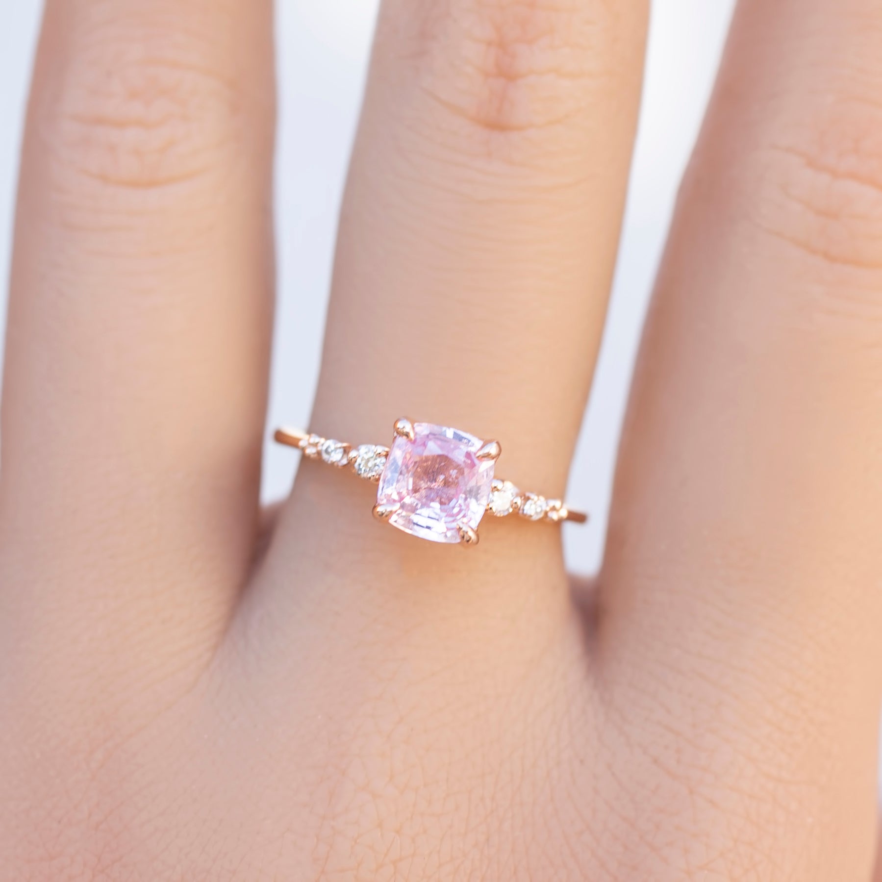 Estel Fleur Ring, 1.29ct Sapphire