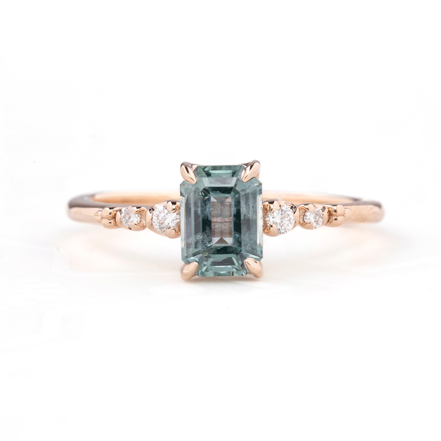Estel Fleur Ring, 1.21ct Montana Sapphire