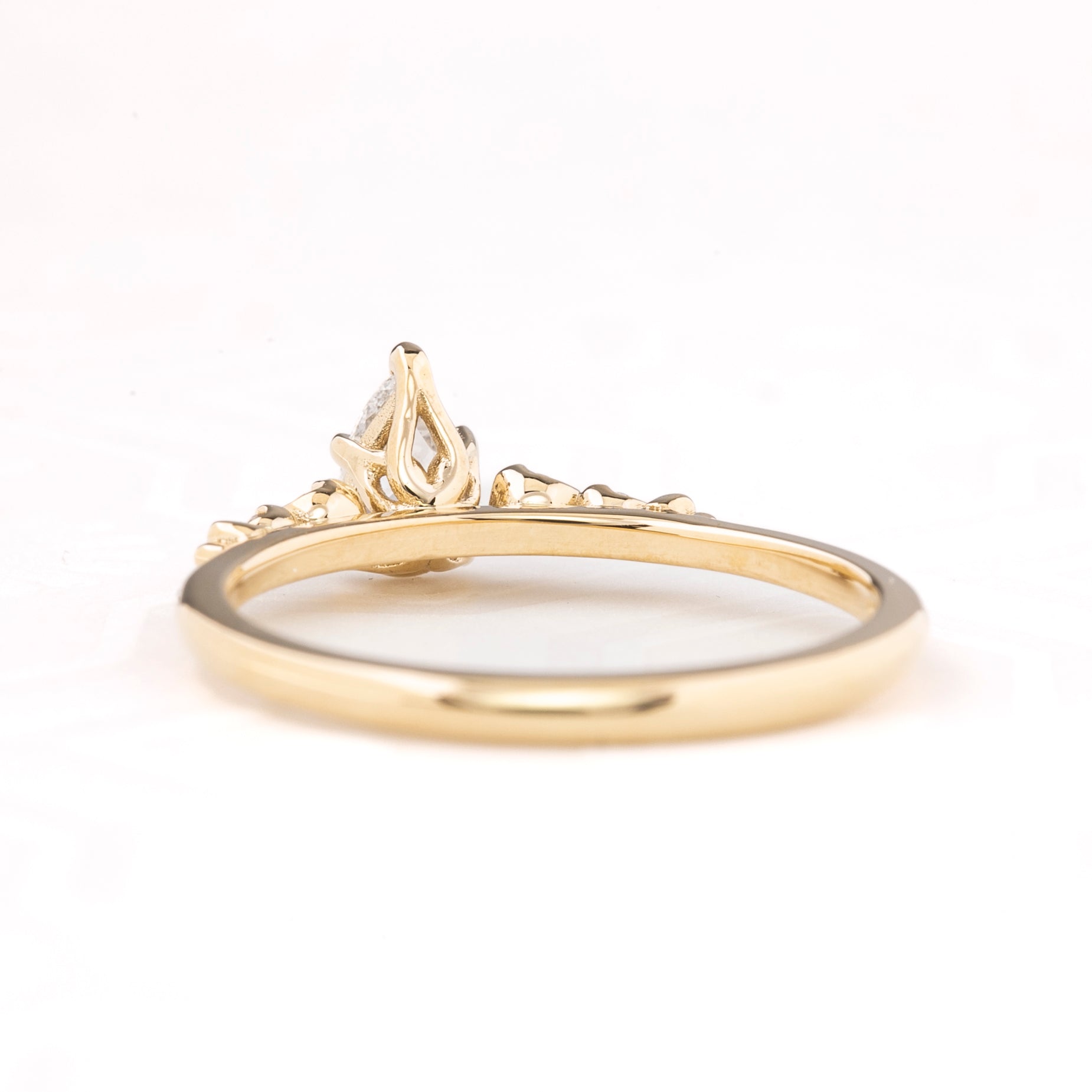 Estel Fleur Pear Cut Diamond Ring