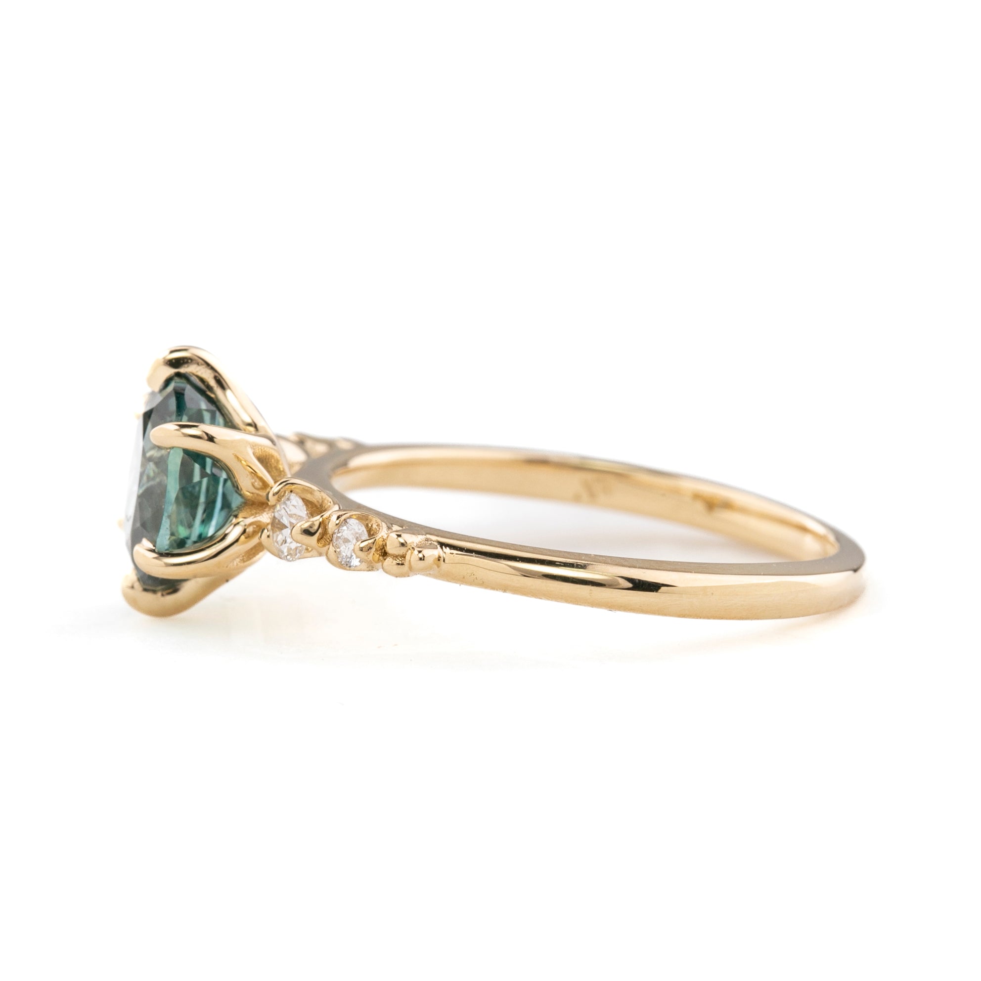 Estel Fleur Ring, 1.84ct Montana Sapphire, oval shape gemstone