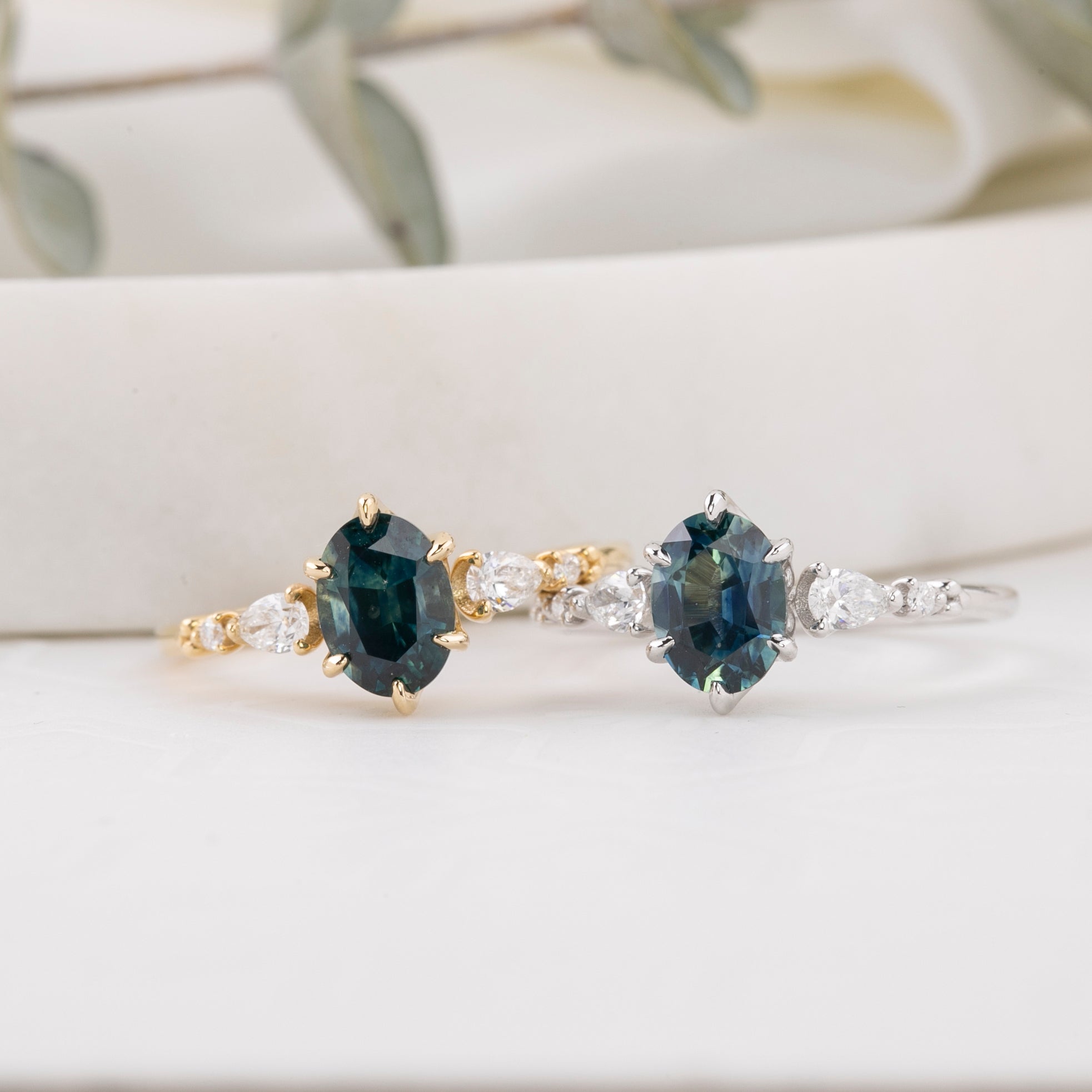 Estel Fleur Petal Sapphire Ring