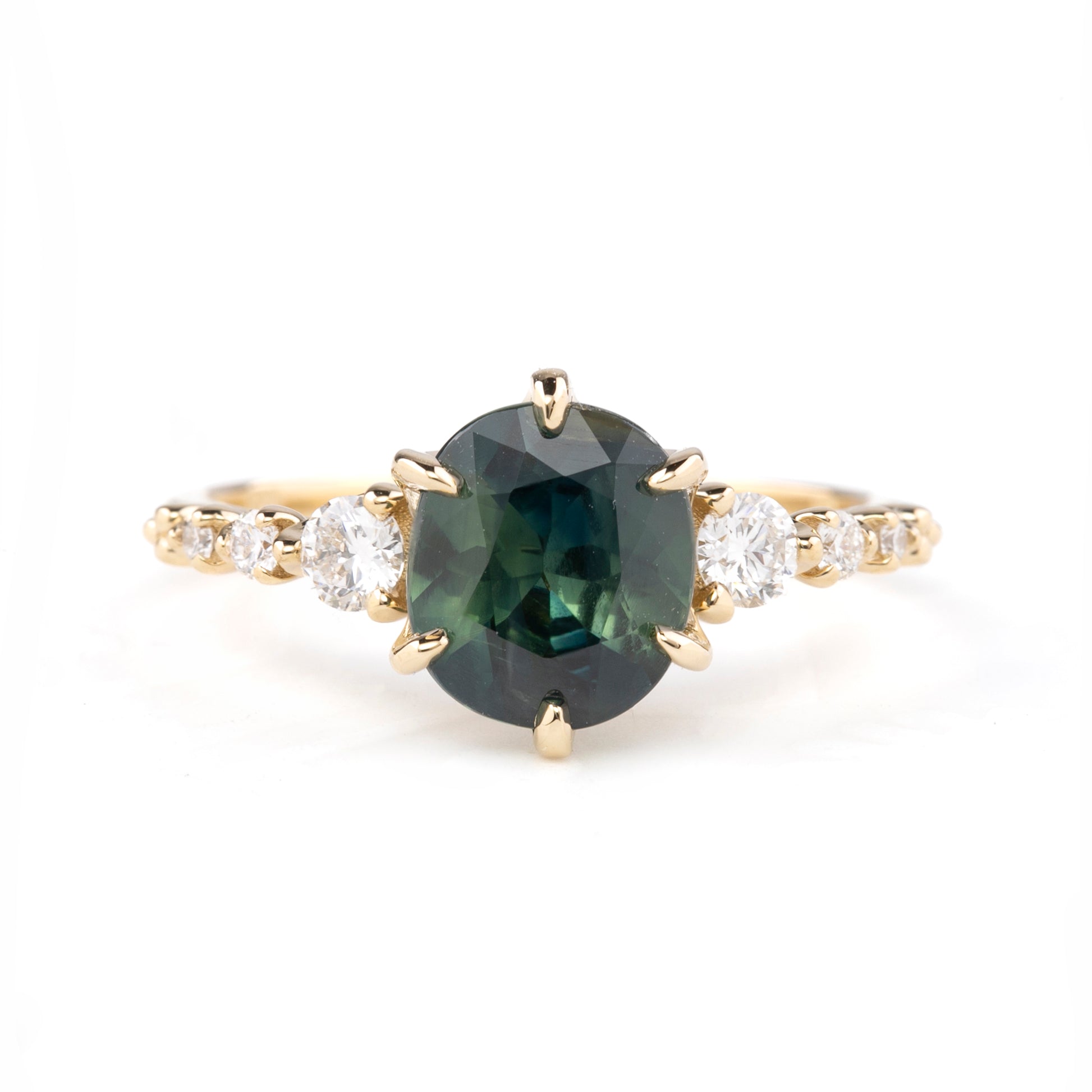 Veronia Ring, 2.02ct Ceylon Sapphire, oval shape gemstone