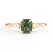 Estel Petal Ring, 0.97ct Sapphire