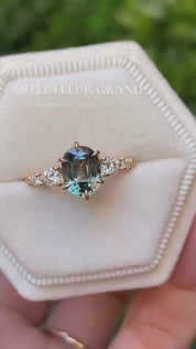 Estel Fleur Grand Sapphire Ring