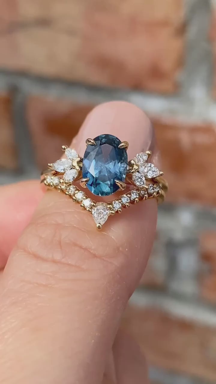 Nova Ring, 2ct Montana Sapphire