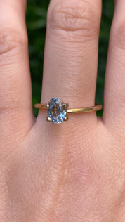 0.91ct オーバルカット ライトブルーサファイア モンタナ産 