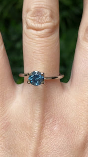 1.30ct Round Cut Teal Blue Montana Sapphire Sapphire SR456