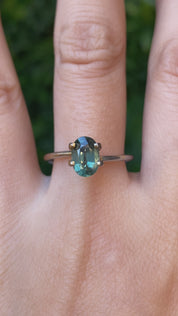 1.30ct Oval Cut Green Madagascar Sapphire SO565