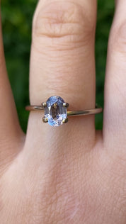 1.00ct Oval Cut Light Lavender Blue Madagascar Sapphire so621
