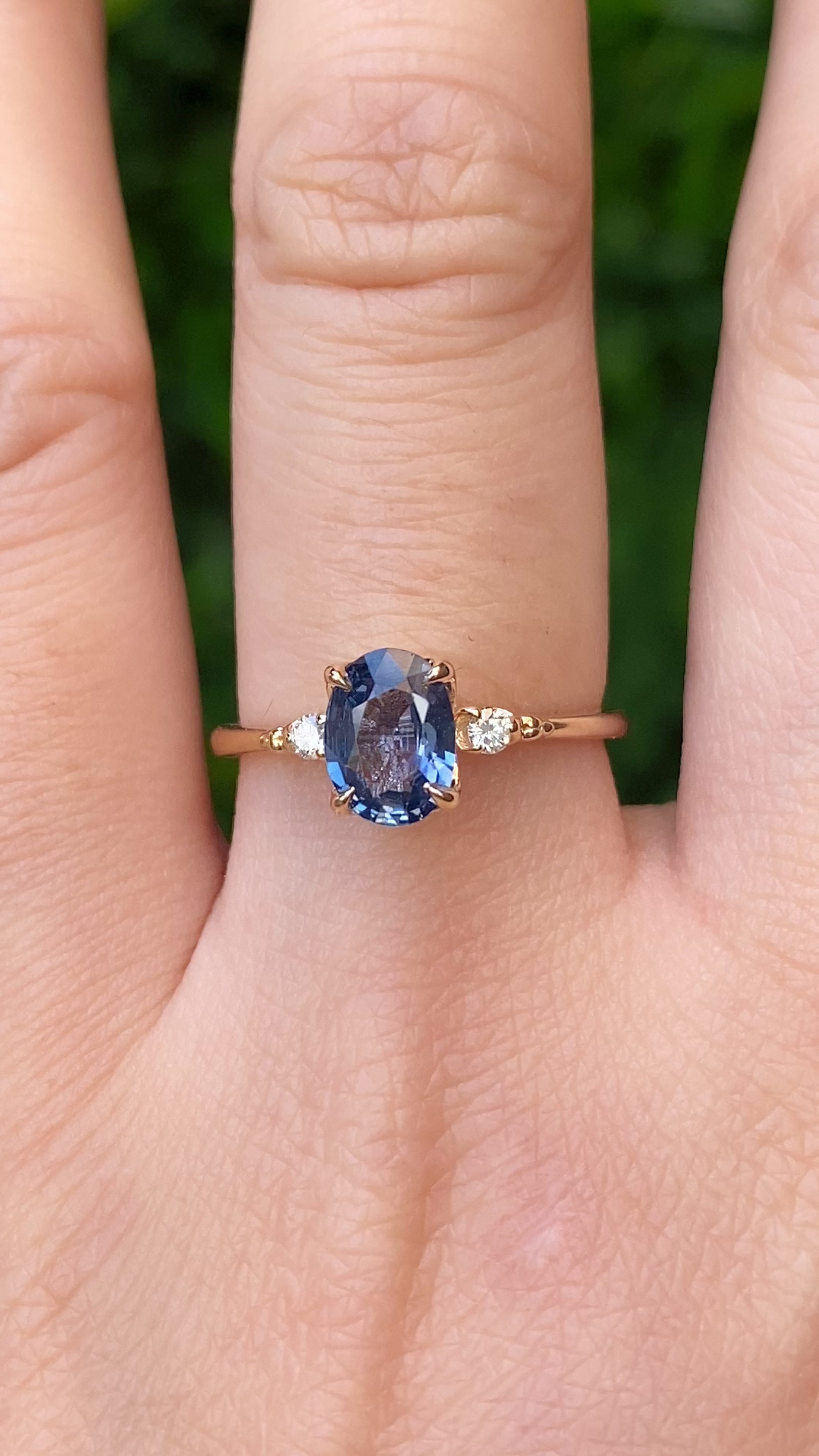 Estel Ring, 1.06ct Blue Srilanka Sapphire