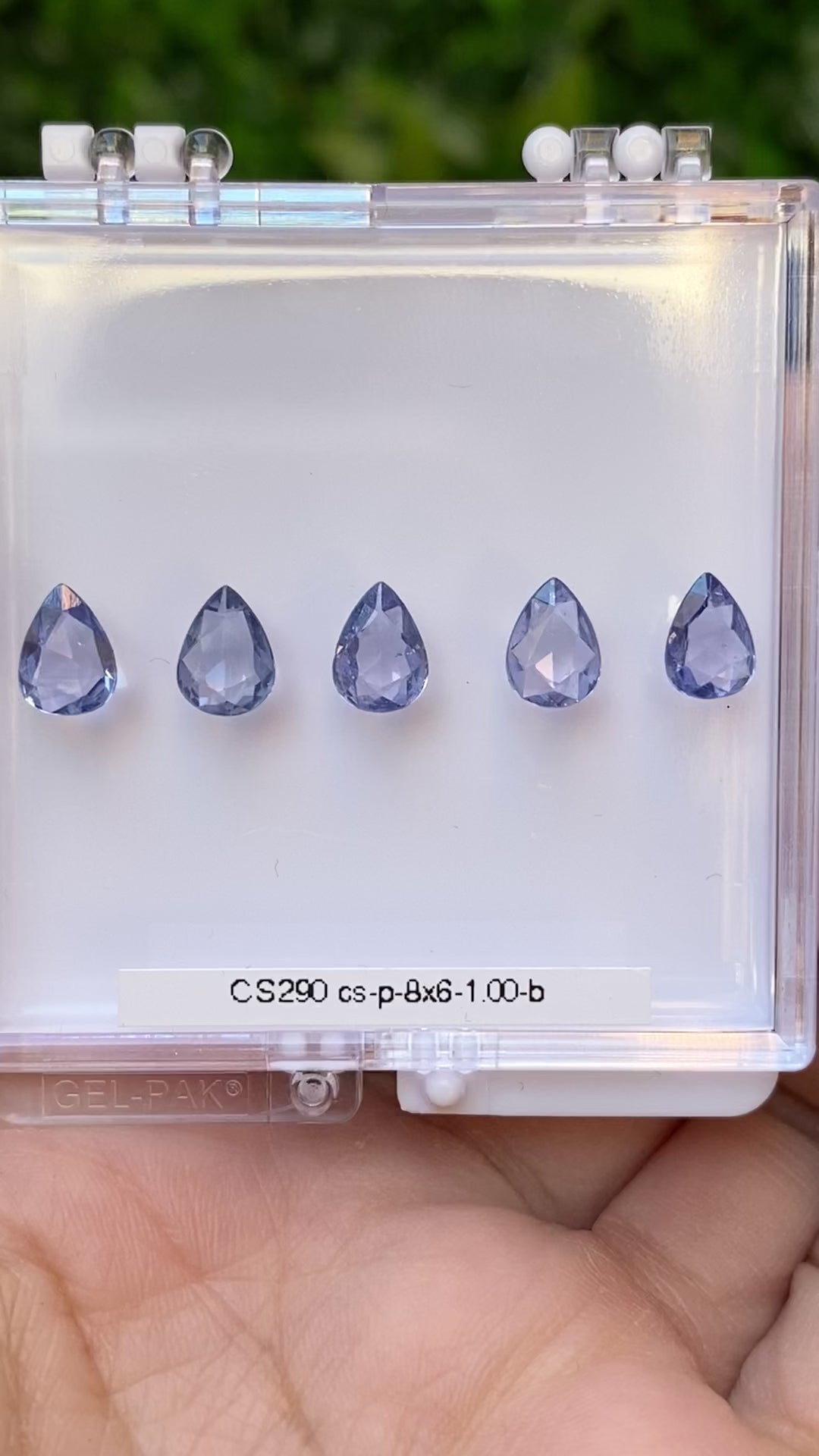 0.90-1.00ct Calibrated Pear Ceylon Sapphire (8x6mm)