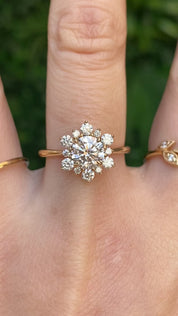 Amara Round Diamond Ring