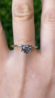 1.00ct Heart Cut Green Ceylon Sapphire SF541