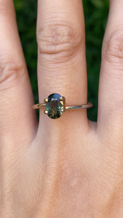 1.20ct Oval Cut Green Madagascar Sapphire SO566