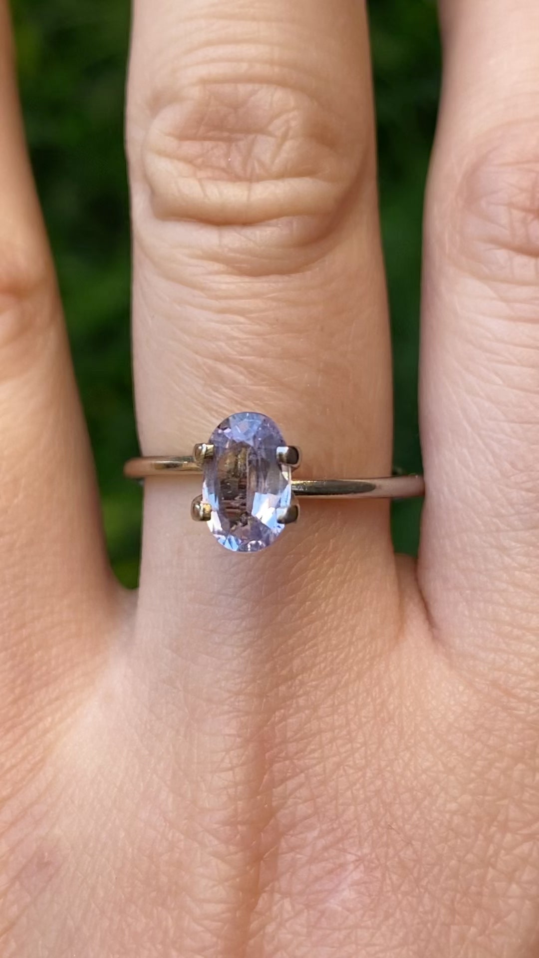 1.28ct Oval Cut Lavender Blue Madagascar Sapphire so628