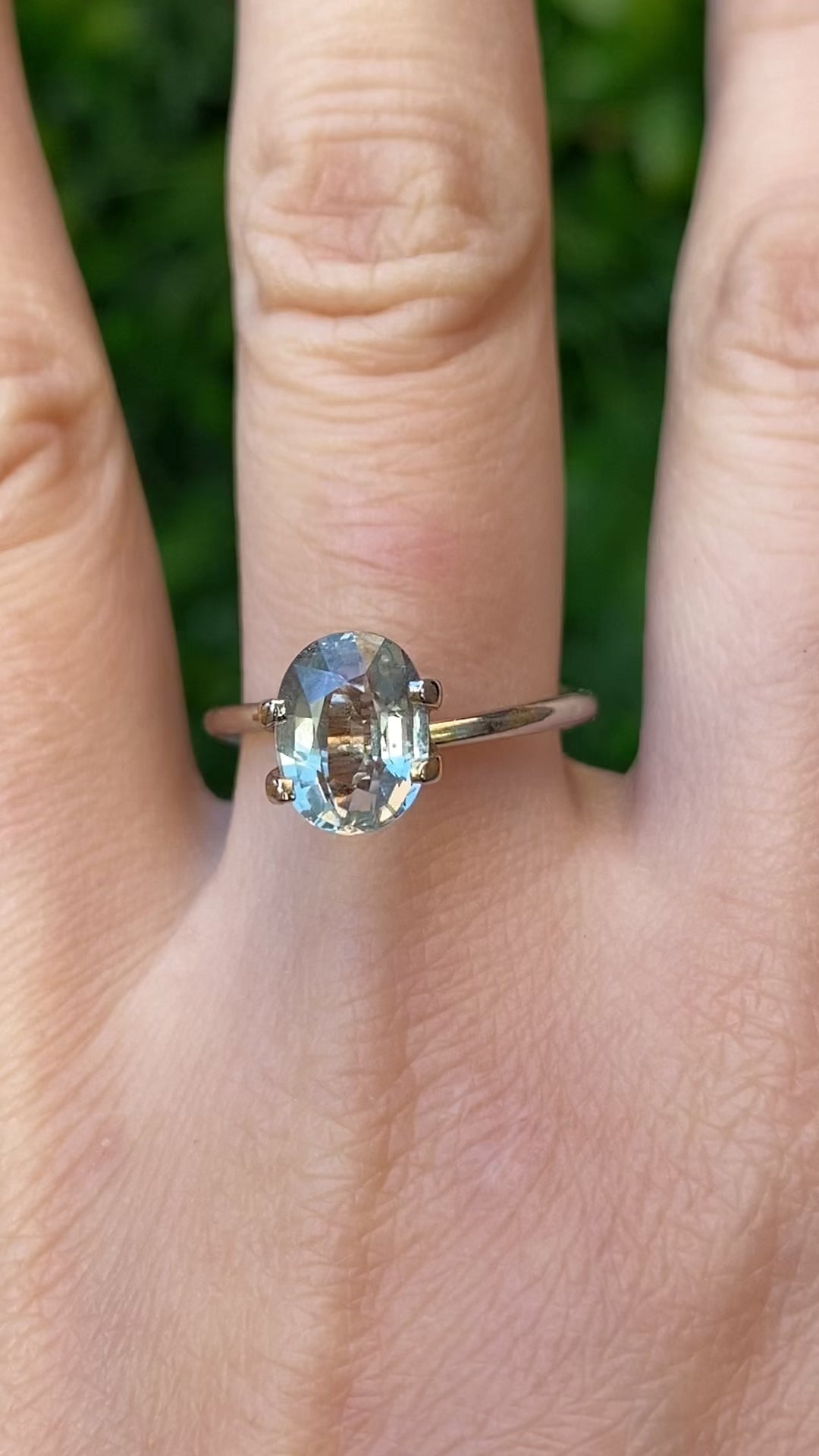 2.35ct Oval Cut Light Green Madagascar Sapphire SO615