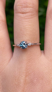 Estel Ring, 0.70ct Montana Sapphire
