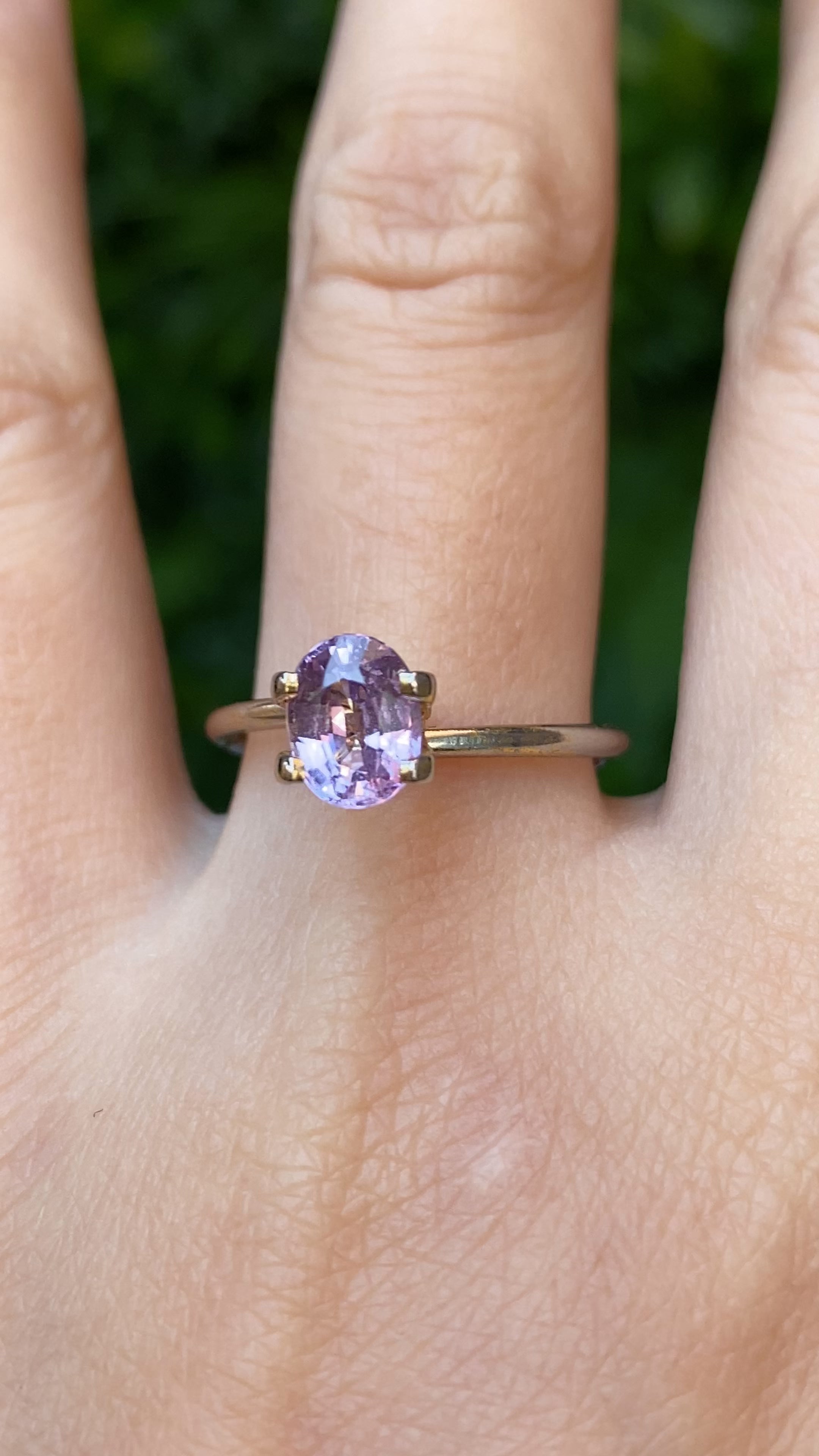 1.50ct Oval Cut Lavender Purple Madagascar Sapphire SO579