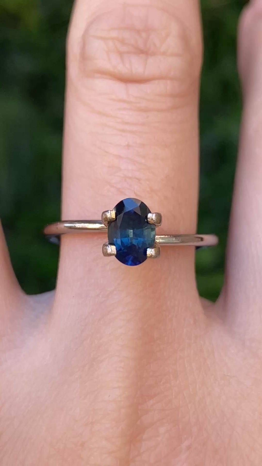 1.03ct Oval Cut Teal Blue Montana Sapphire SO739