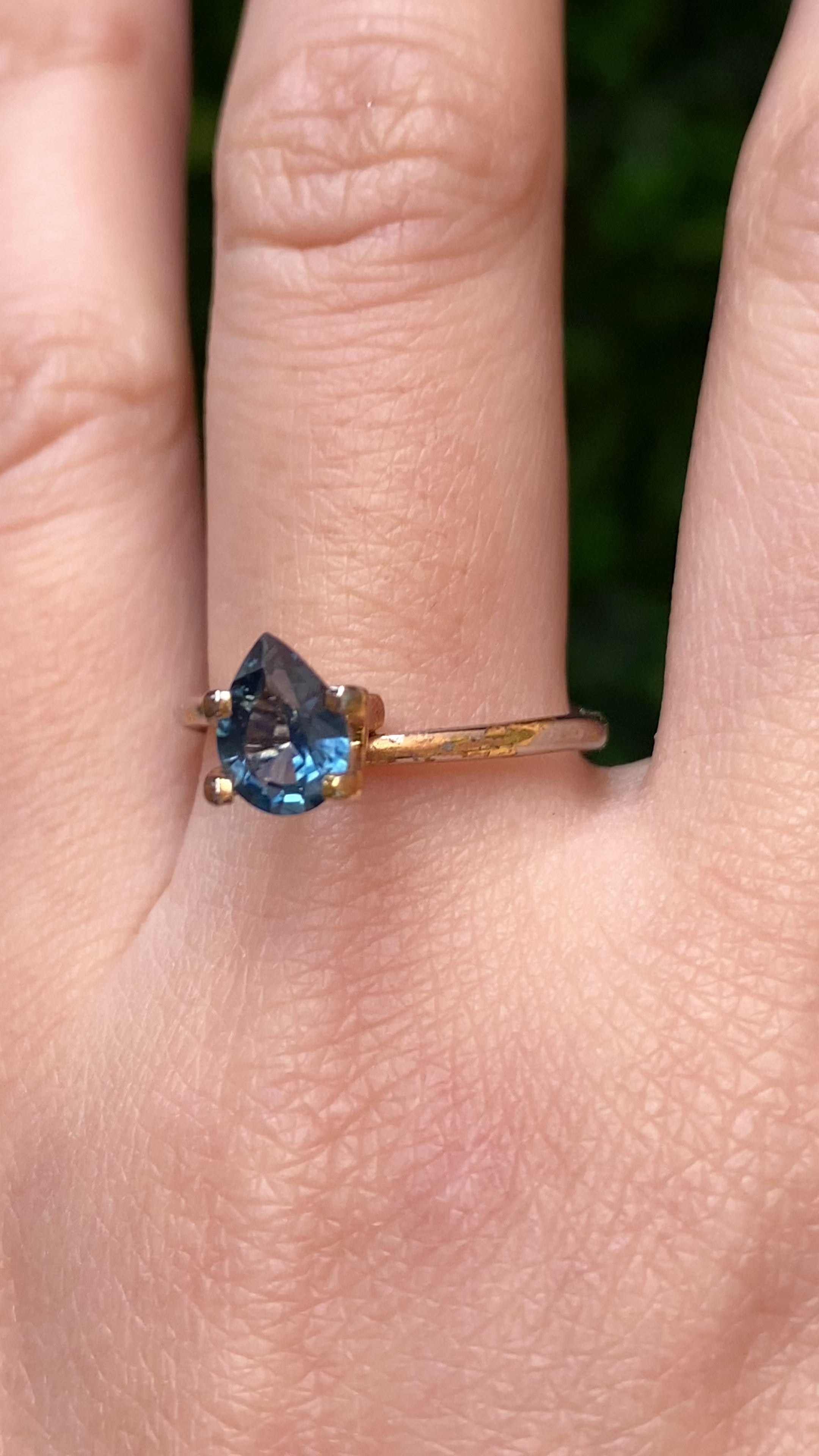 0.94ct Pear Cut Blue Montana Sapphire SF205