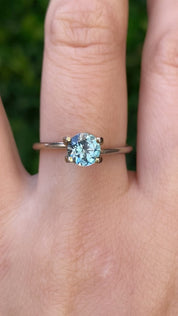 1.04ct Round Cut Light Aqua Blue Green Montana Sapphire Sapphire SR438