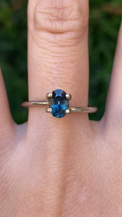 1.04ct Oval Cut Teal Blue Montana Sapphire SO740