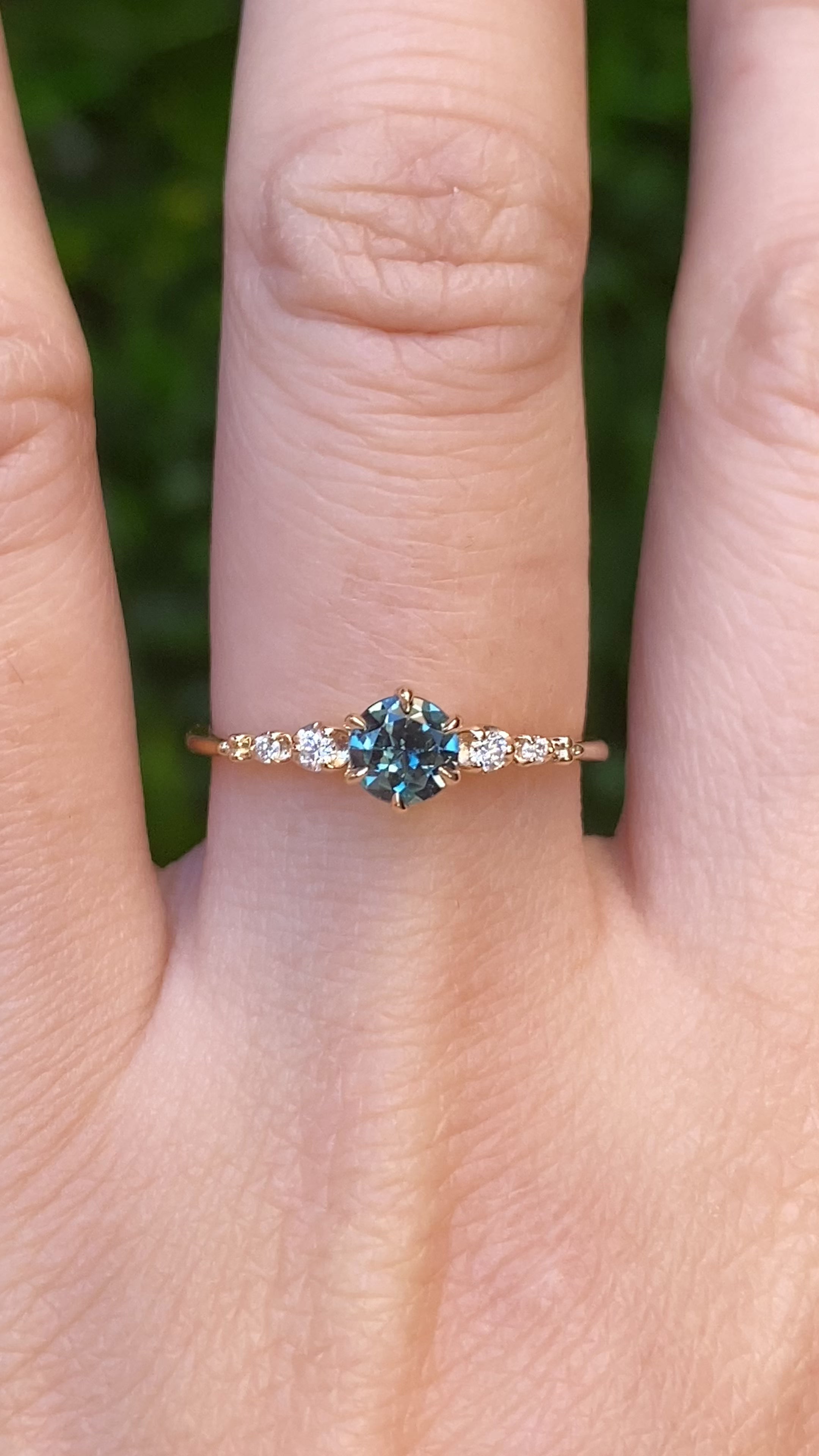 Estel Fleur Ring, 0.60ct Montana Sapphire