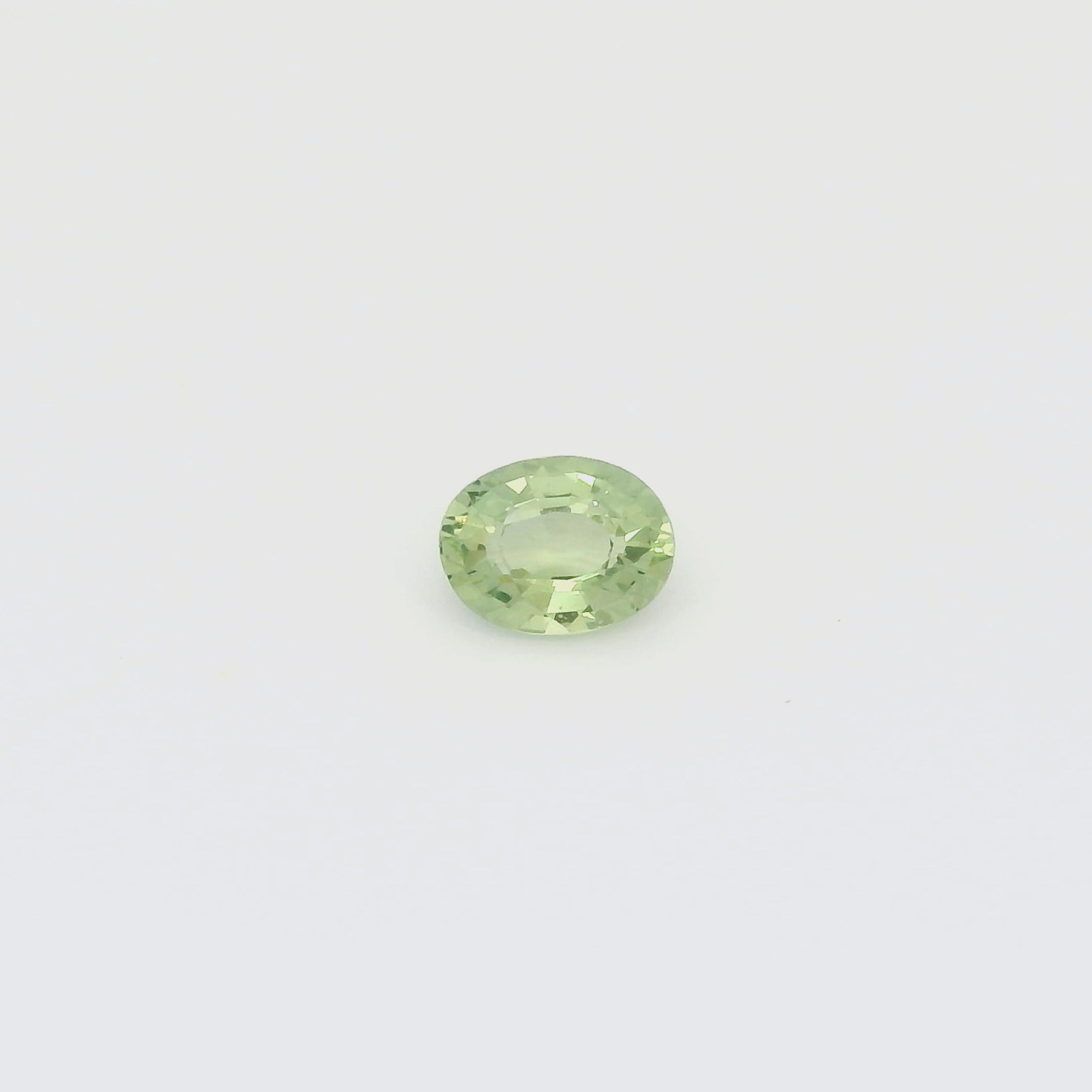 1.00ct Oval Cut Green Madagascar Sapphire so620