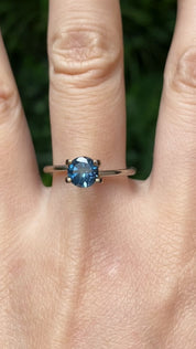 1.22ct Round Cut Teal Blue Montana Sapphire Sapphire SR457
