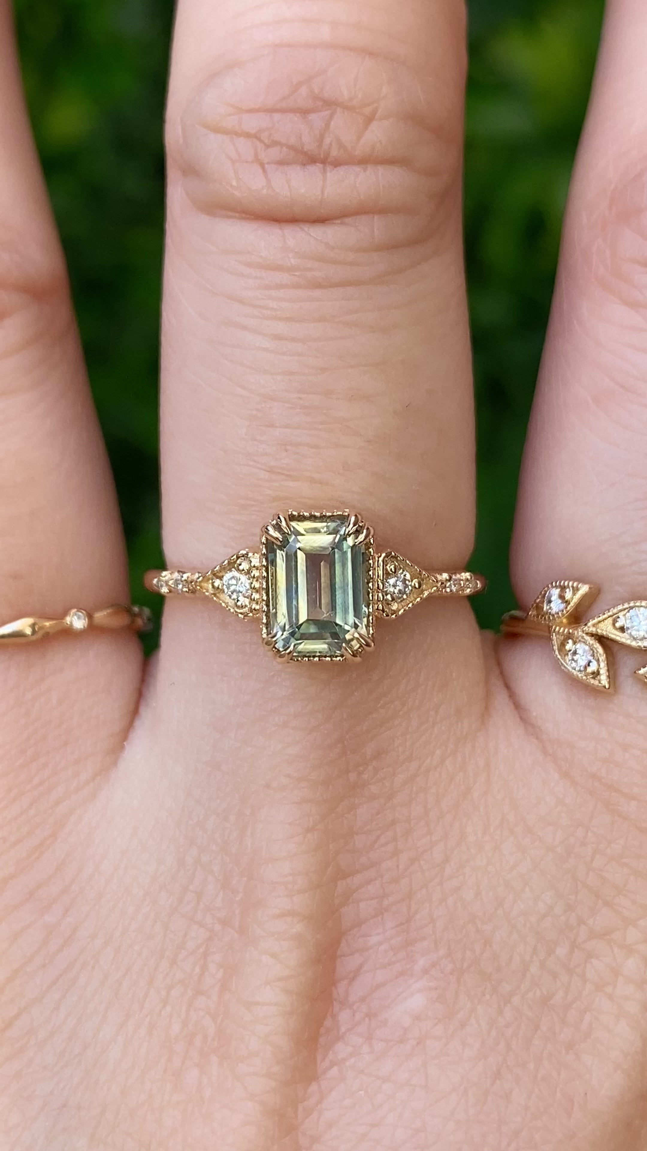 Agatha Ring, Green Sapphire
