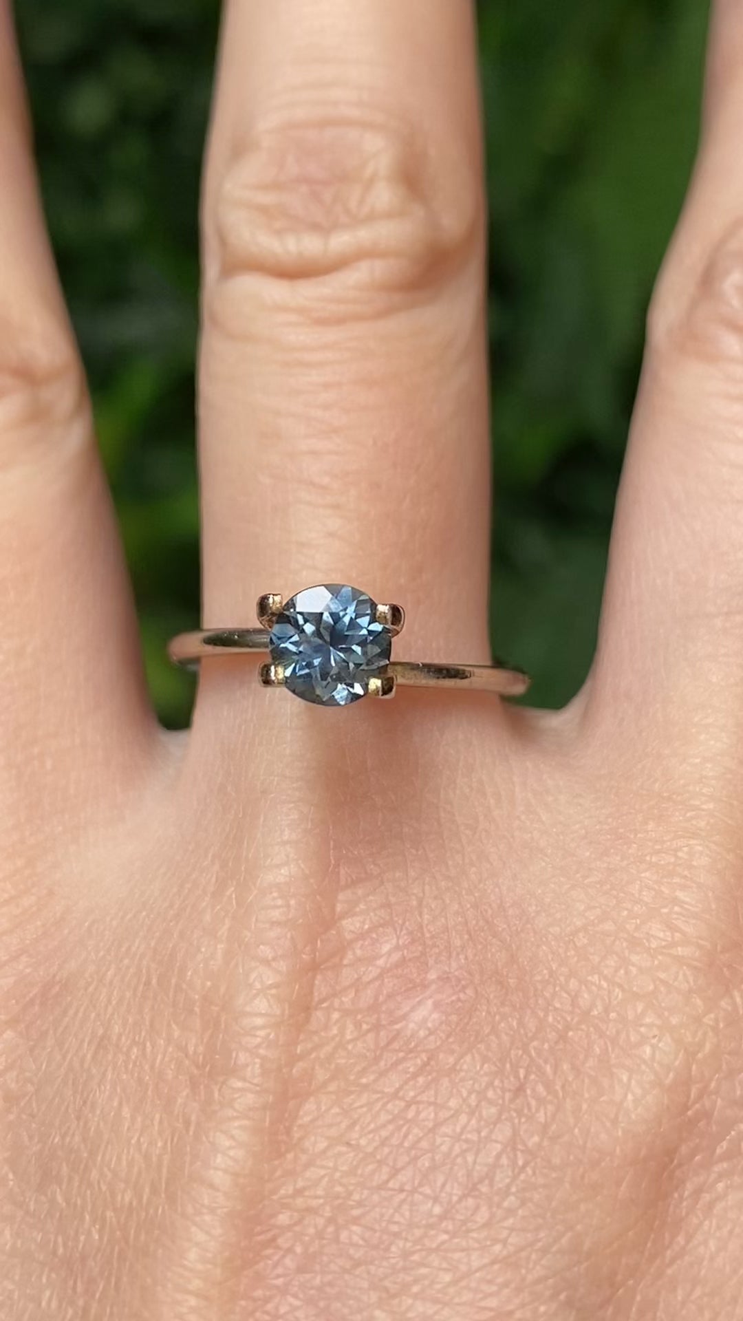 1.17ct Round Cut Teal Blue Montana Sapphire Sapphire SR454