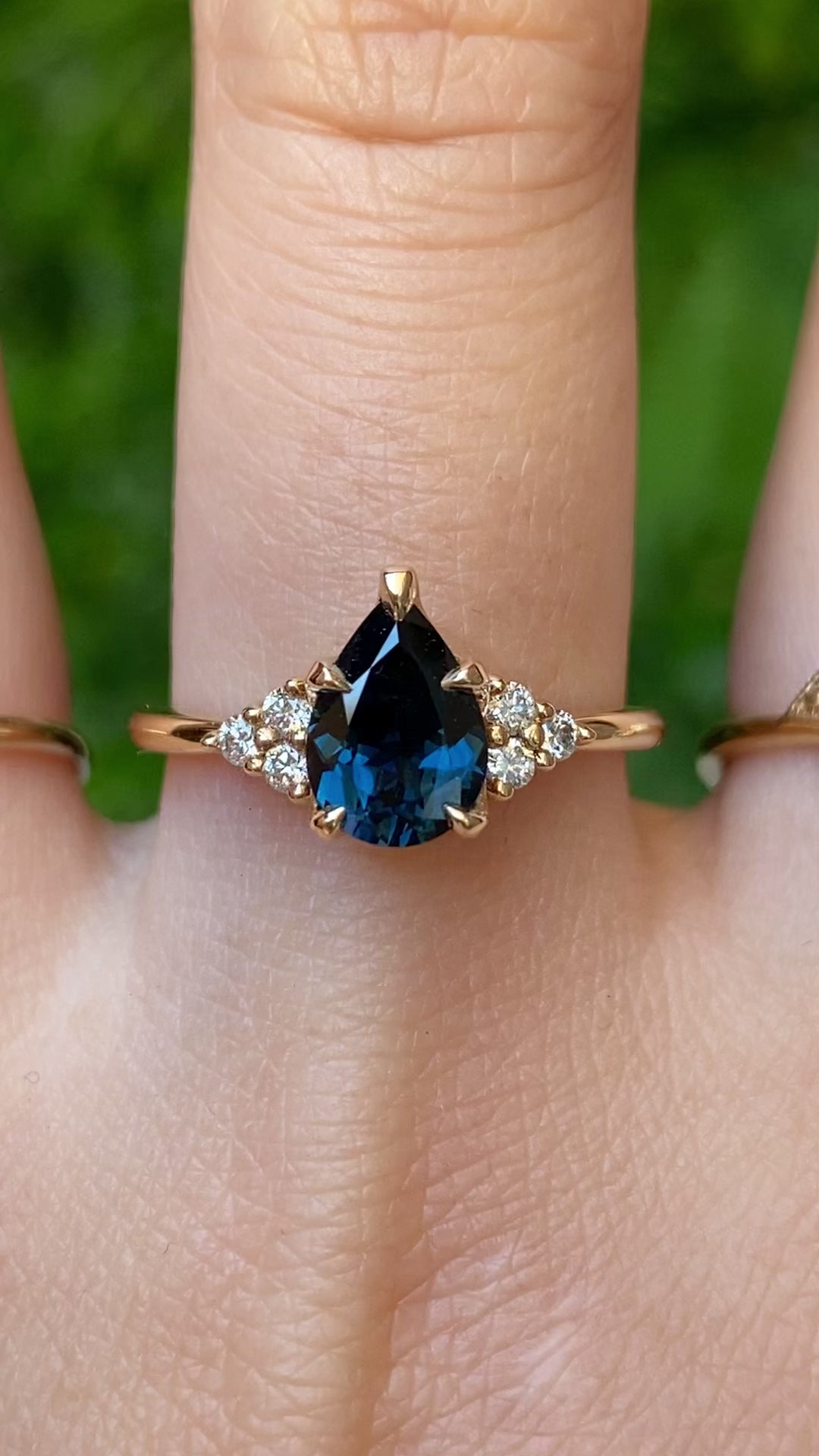 Teresa Ring, 1.37ct Teal Queensland Sapphire