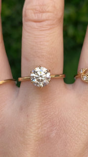 Floryn Round Diamond Ring