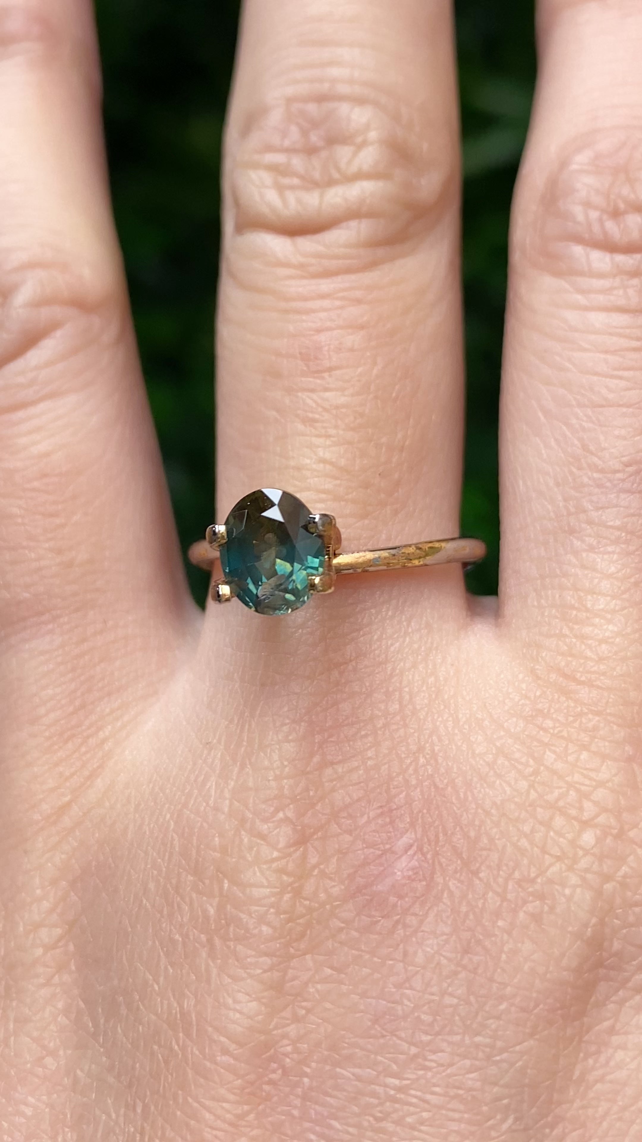 1.6ct Oval Cut Parti Blue Green Brown Montana Sapphire SO458