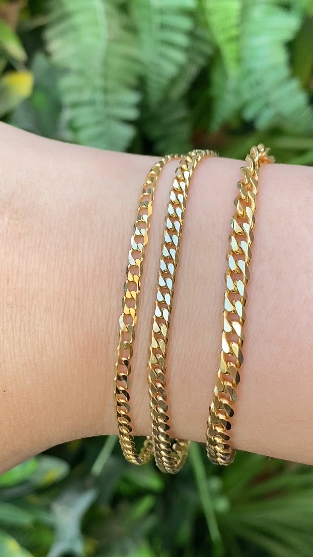 Classic Curb Chain Bracelet