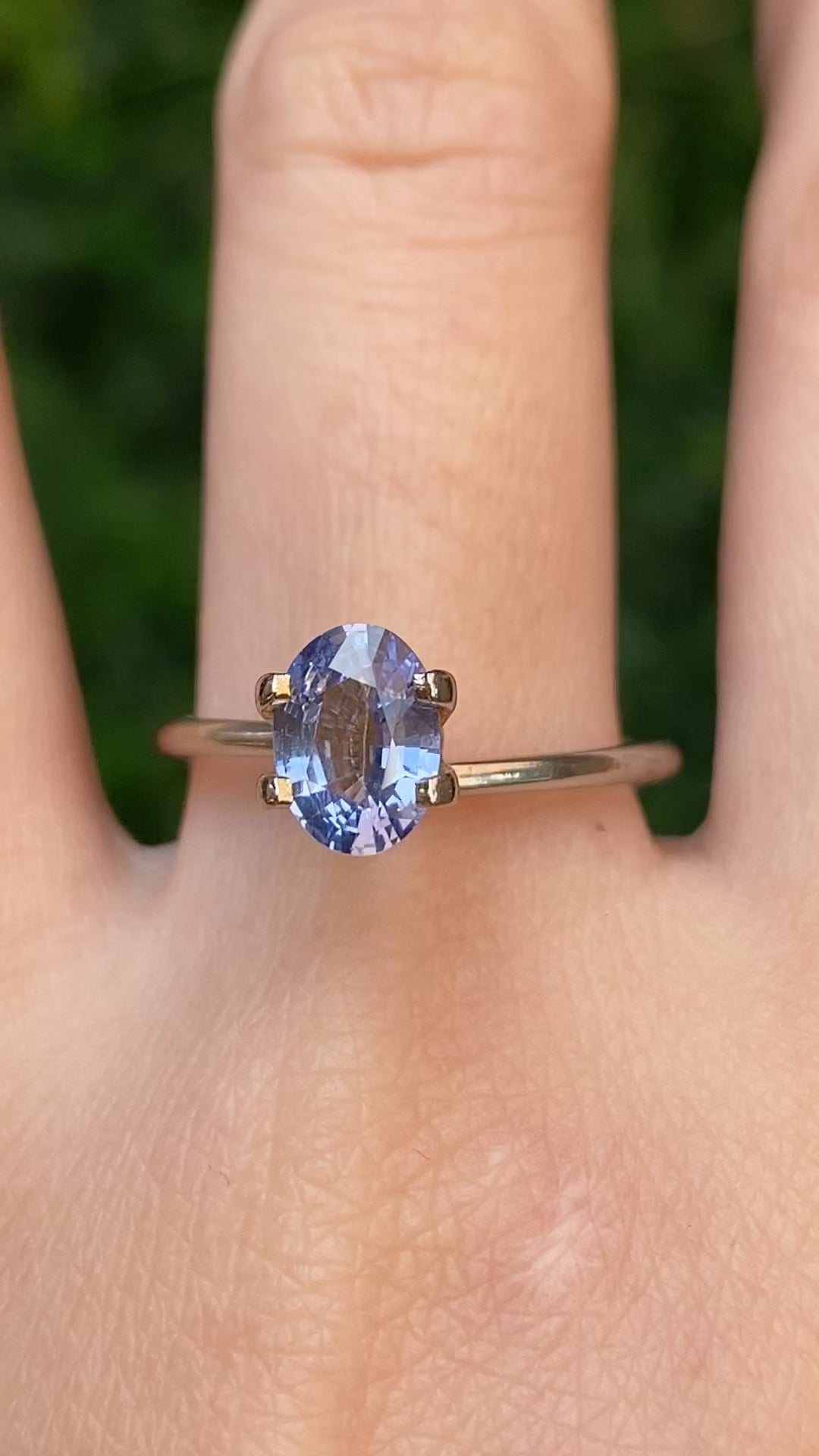 1.14ct Oval Cut Blue Srilanka Sapphire SO729