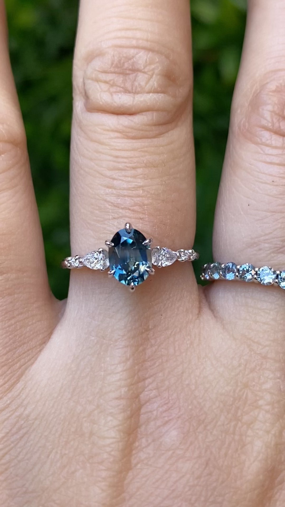 Estel Fleur Petal Sapphire Ring